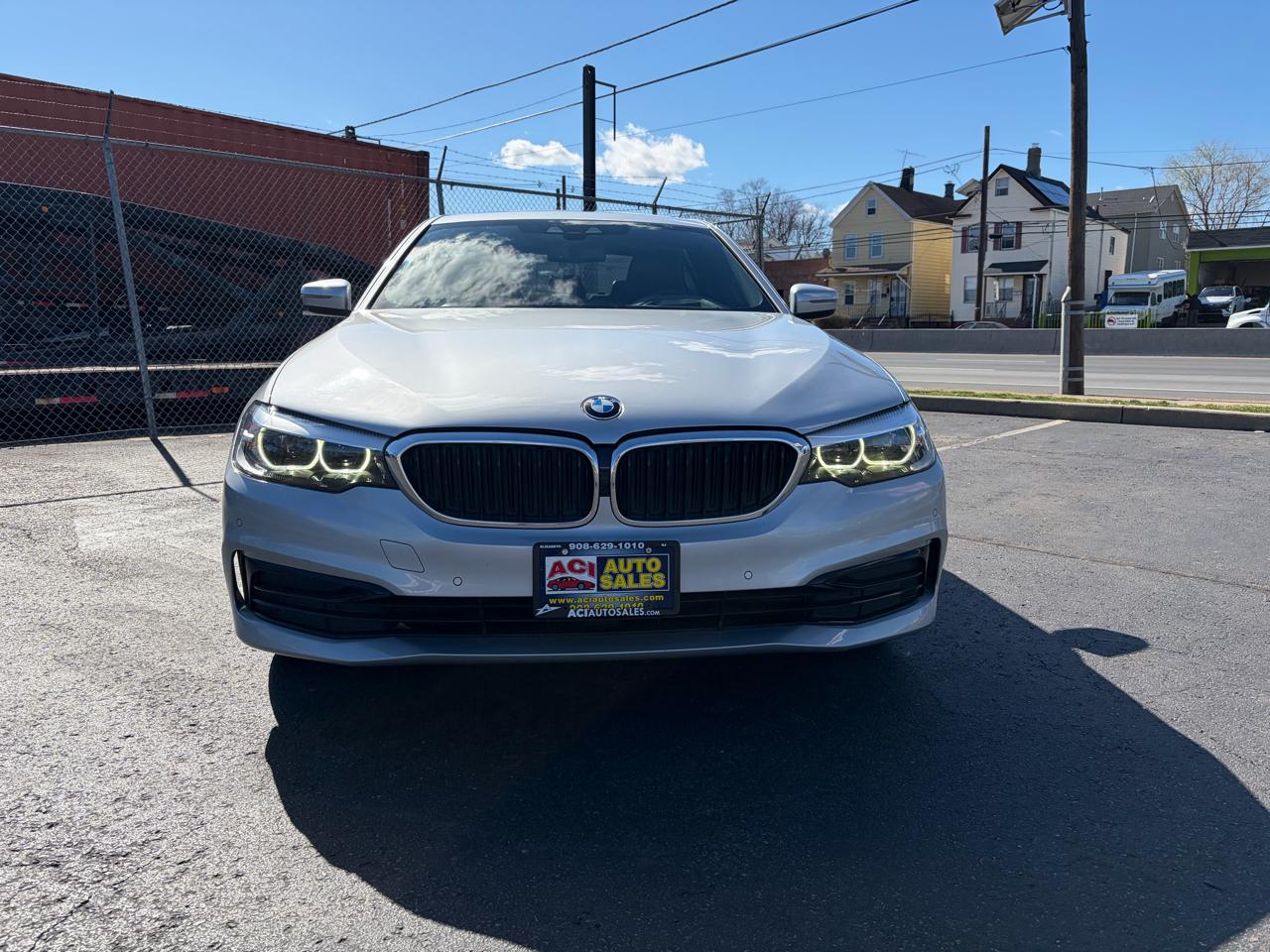 BMW 5-Series 530i 2019