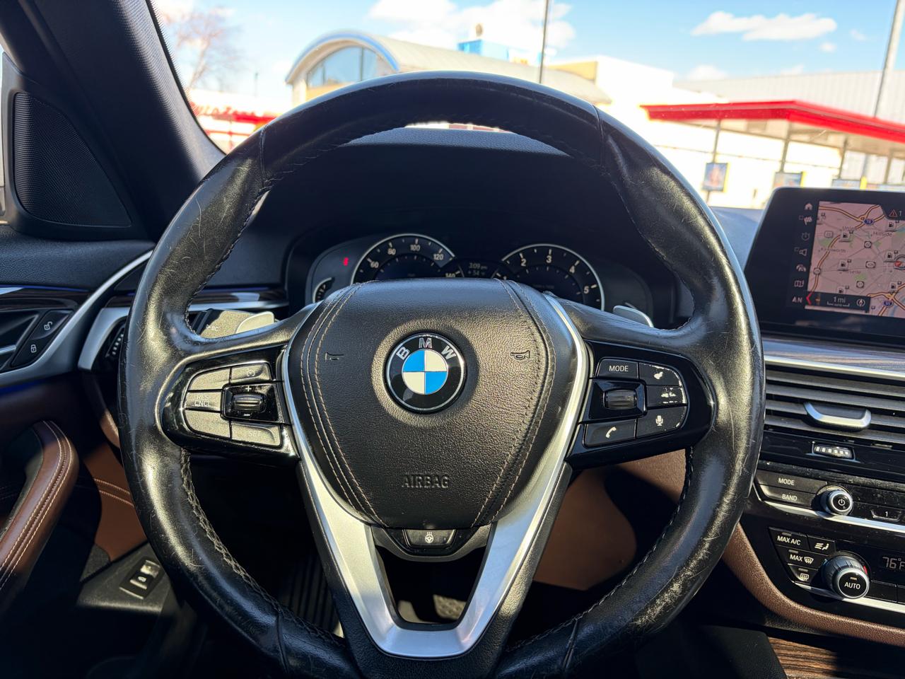 BMW 5-Series 530i 2019