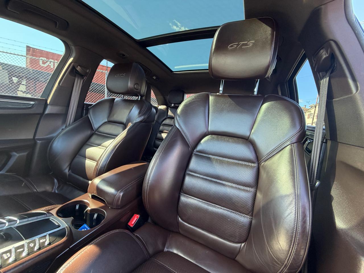 Porsche Macan GTS 2017