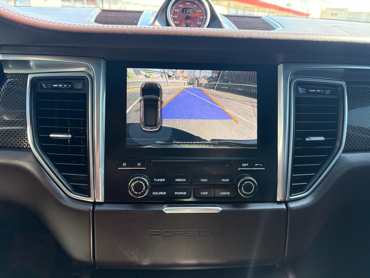 Porsche Macan GTS 2017