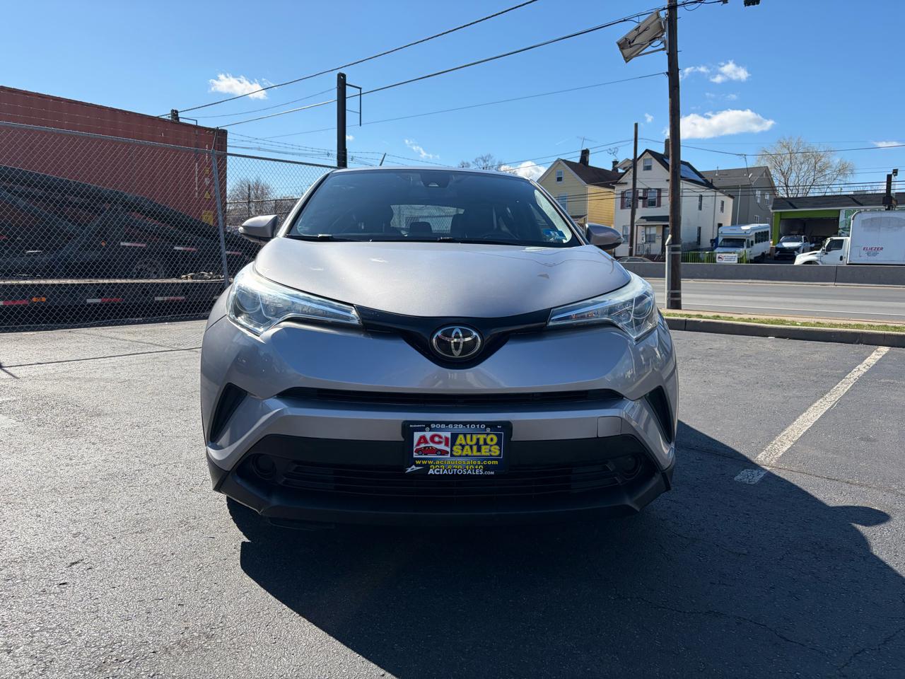 Toyota C-HR XLE 2018