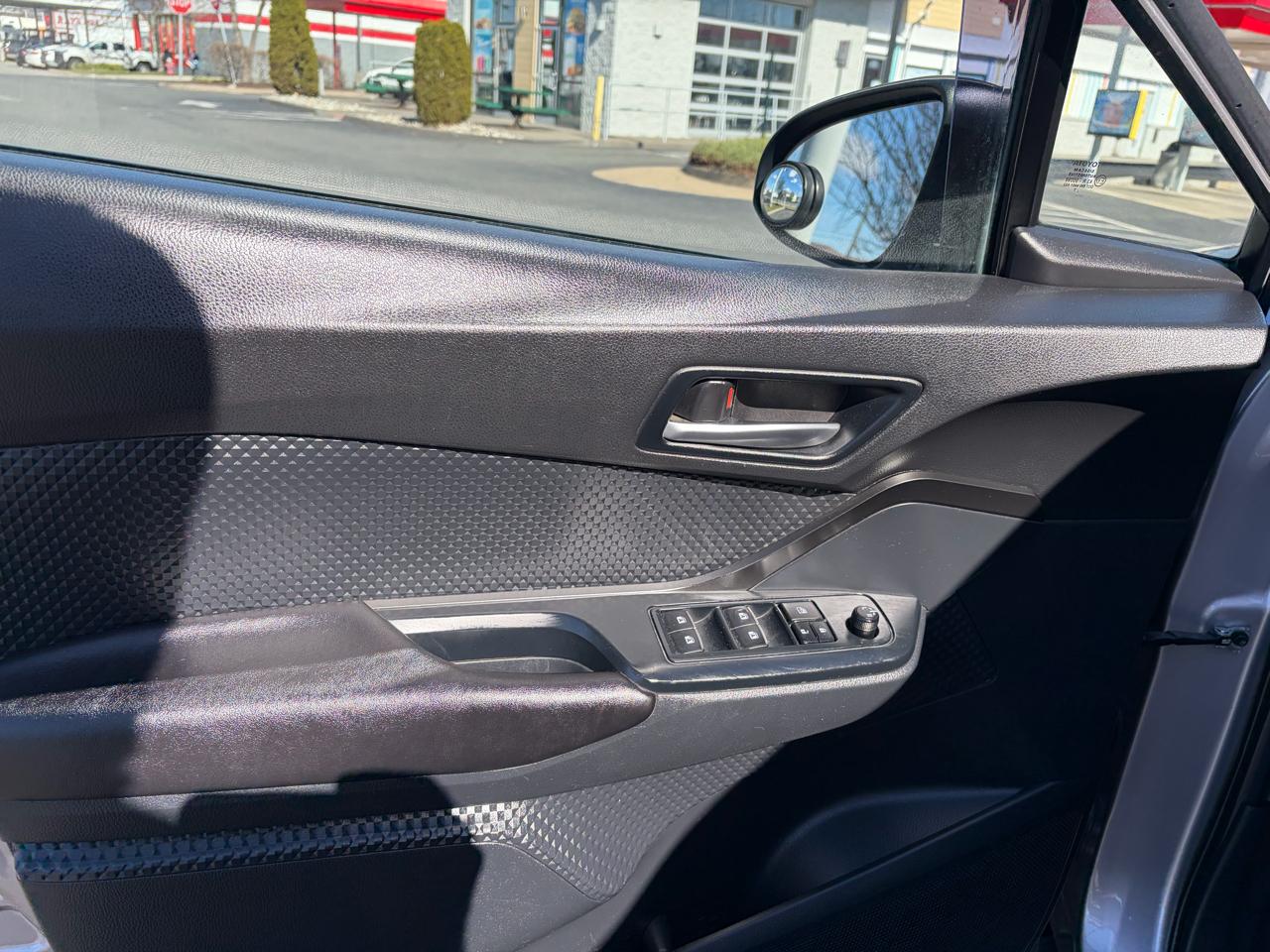 Toyota C-HR XLE 2018