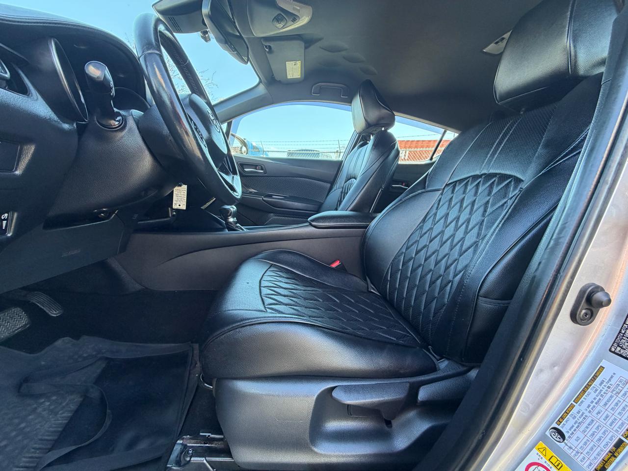 Toyota C-HR XLE 2018