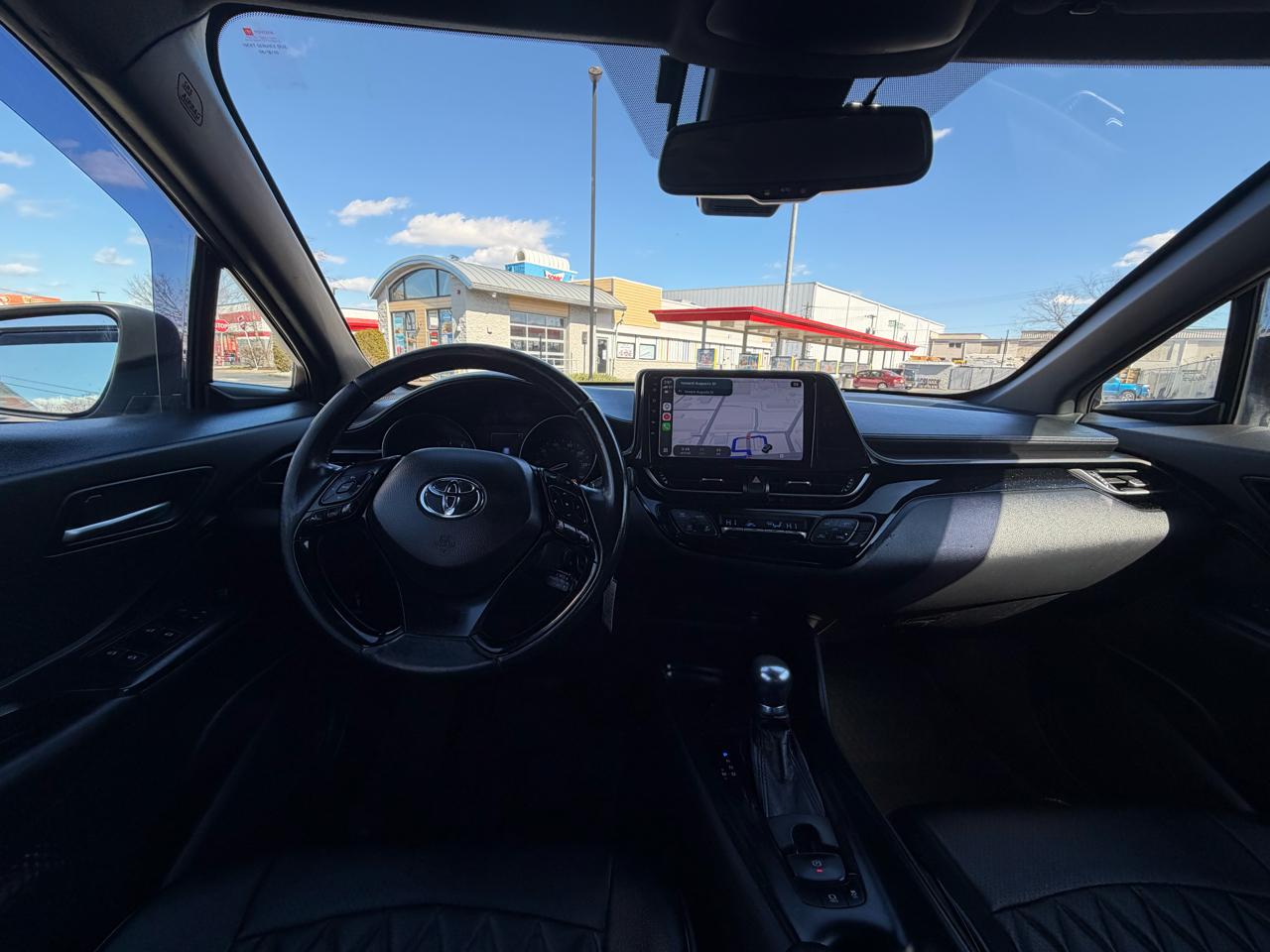 Toyota C-HR XLE 2018