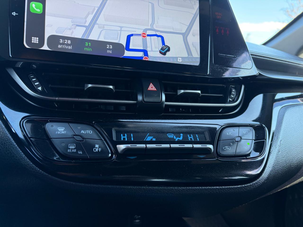 Toyota C-HR XLE 2018