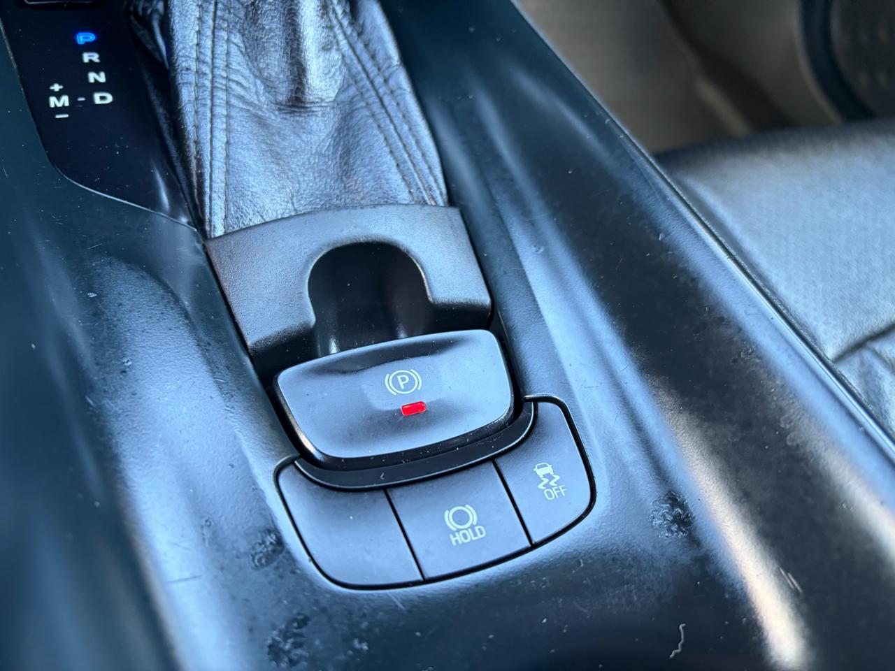 Toyota C-HR XLE 2018