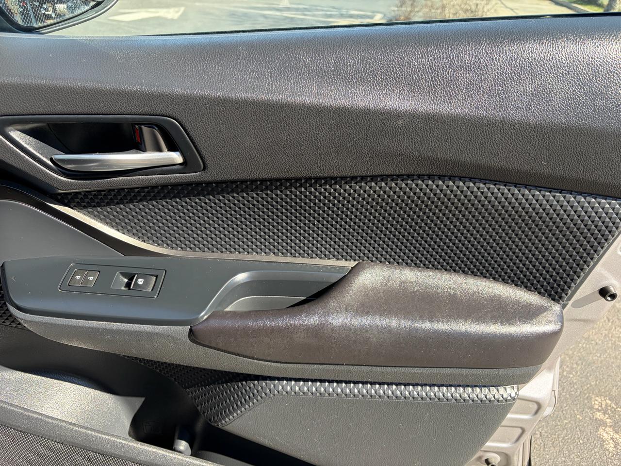 Toyota C-HR XLE 2018