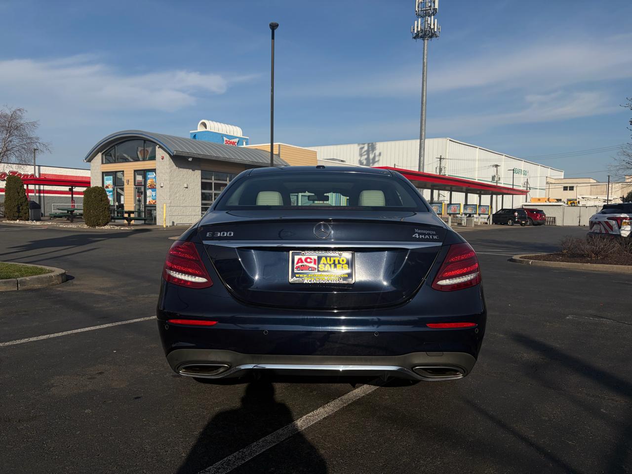 Mercedes-Benz E-Class E300 Luxury 4MATIC Sedan 2017