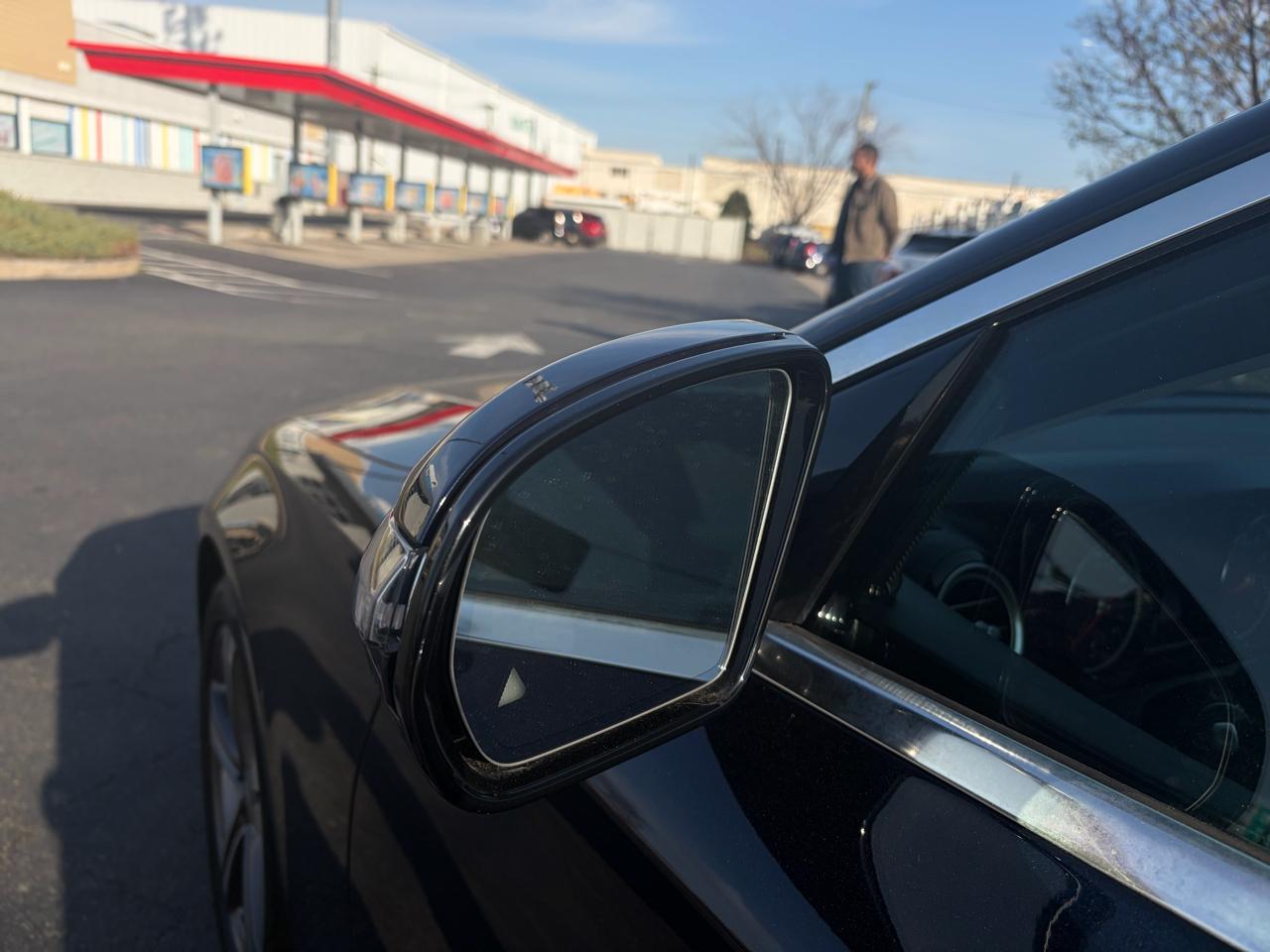 Mercedes-Benz E-Class E300 Luxury 4MATIC Sedan 2017