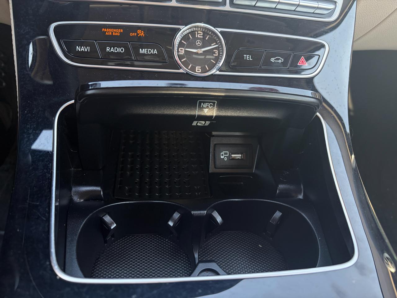 Mercedes-Benz E-Class E300 Luxury 4MATIC Sedan 2017