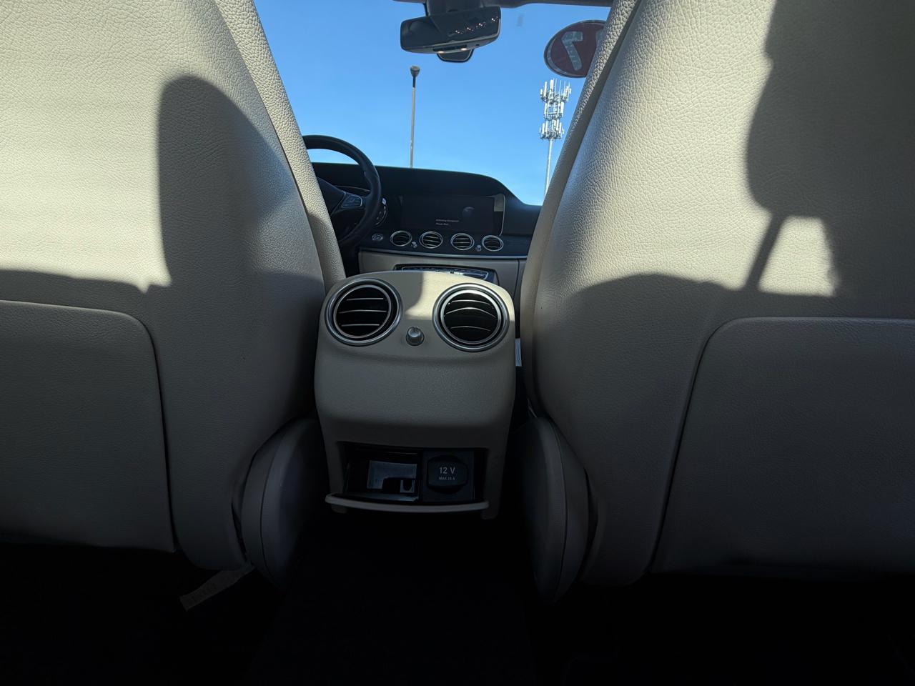 Mercedes-Benz E-Class E300 Luxury 4MATIC Sedan 2017