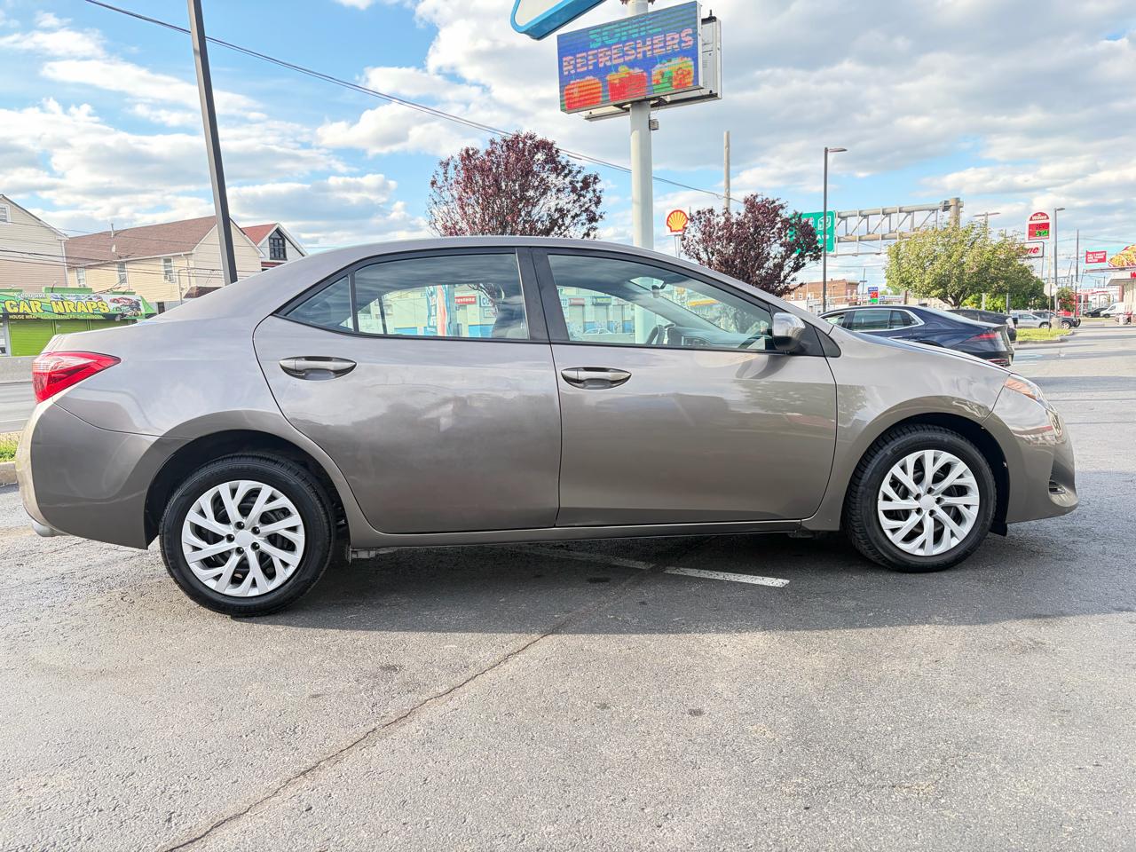 Toyota Corolla LE CVT 2017