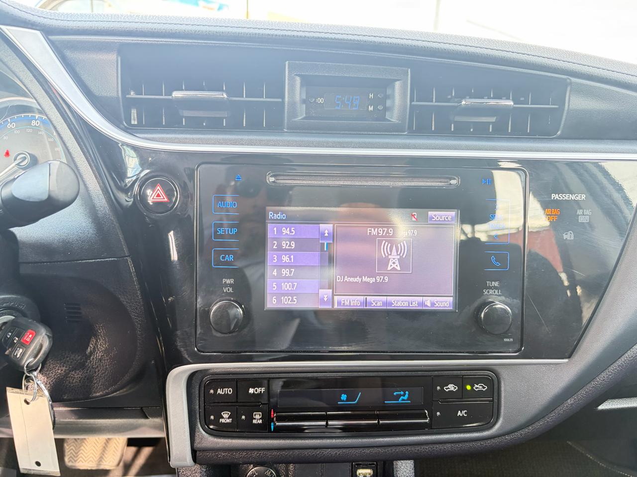 Toyota Corolla LE CVT 2017