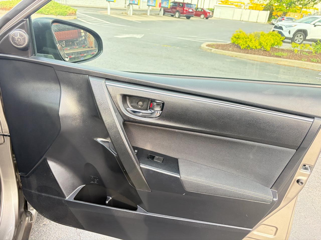 Toyota Corolla LE CVT 2017