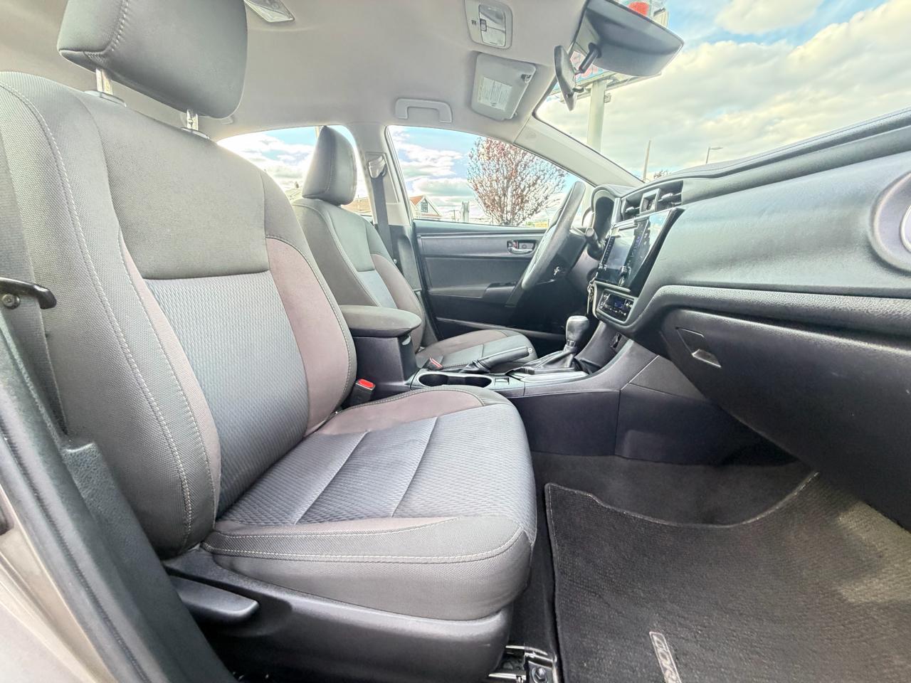 Toyota Corolla LE CVT 2017