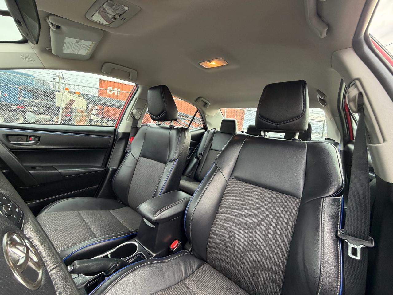 Toyota Corolla SE Nightshade 2017