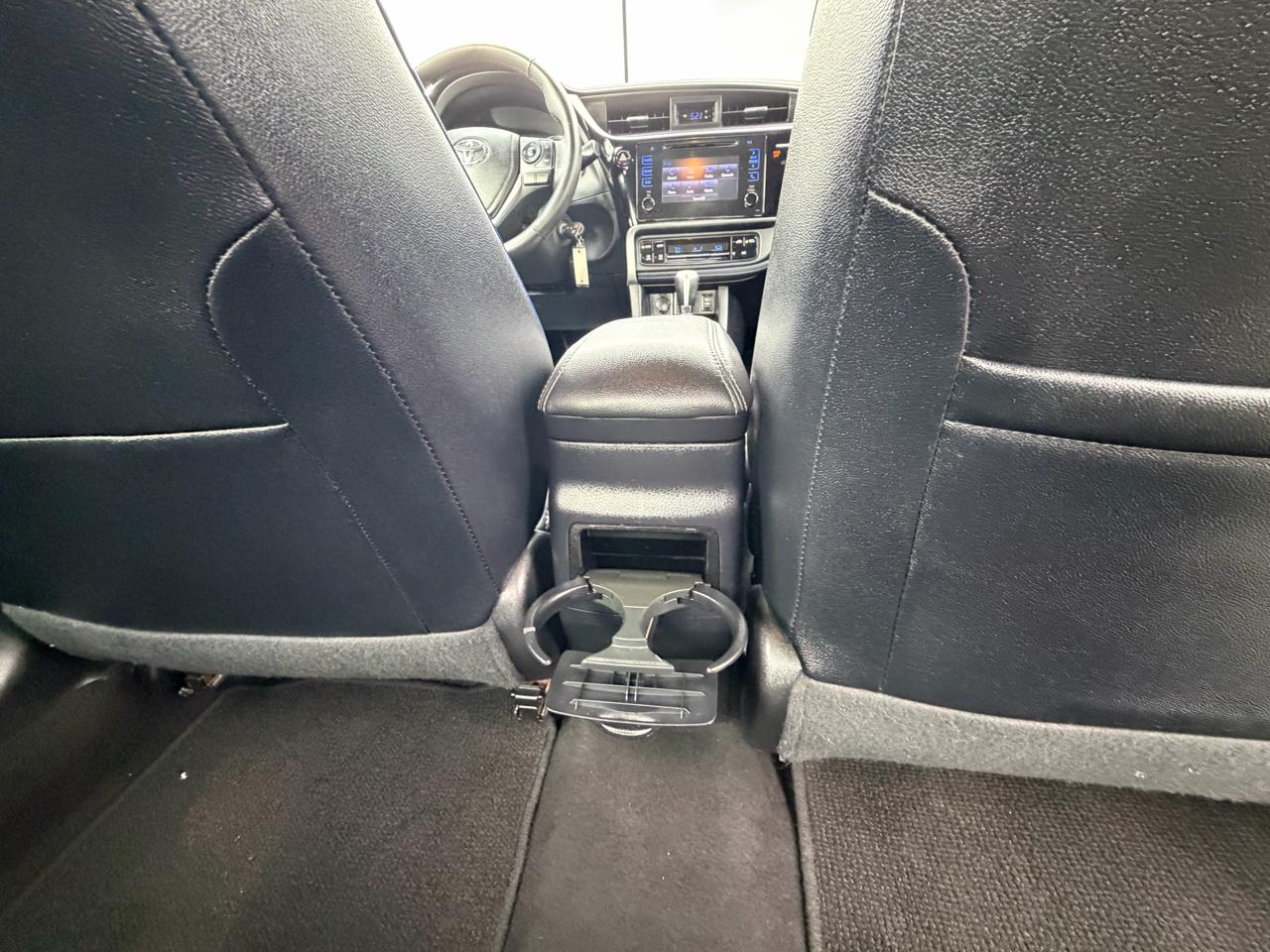 Toyota Corolla SE Nightshade 2017