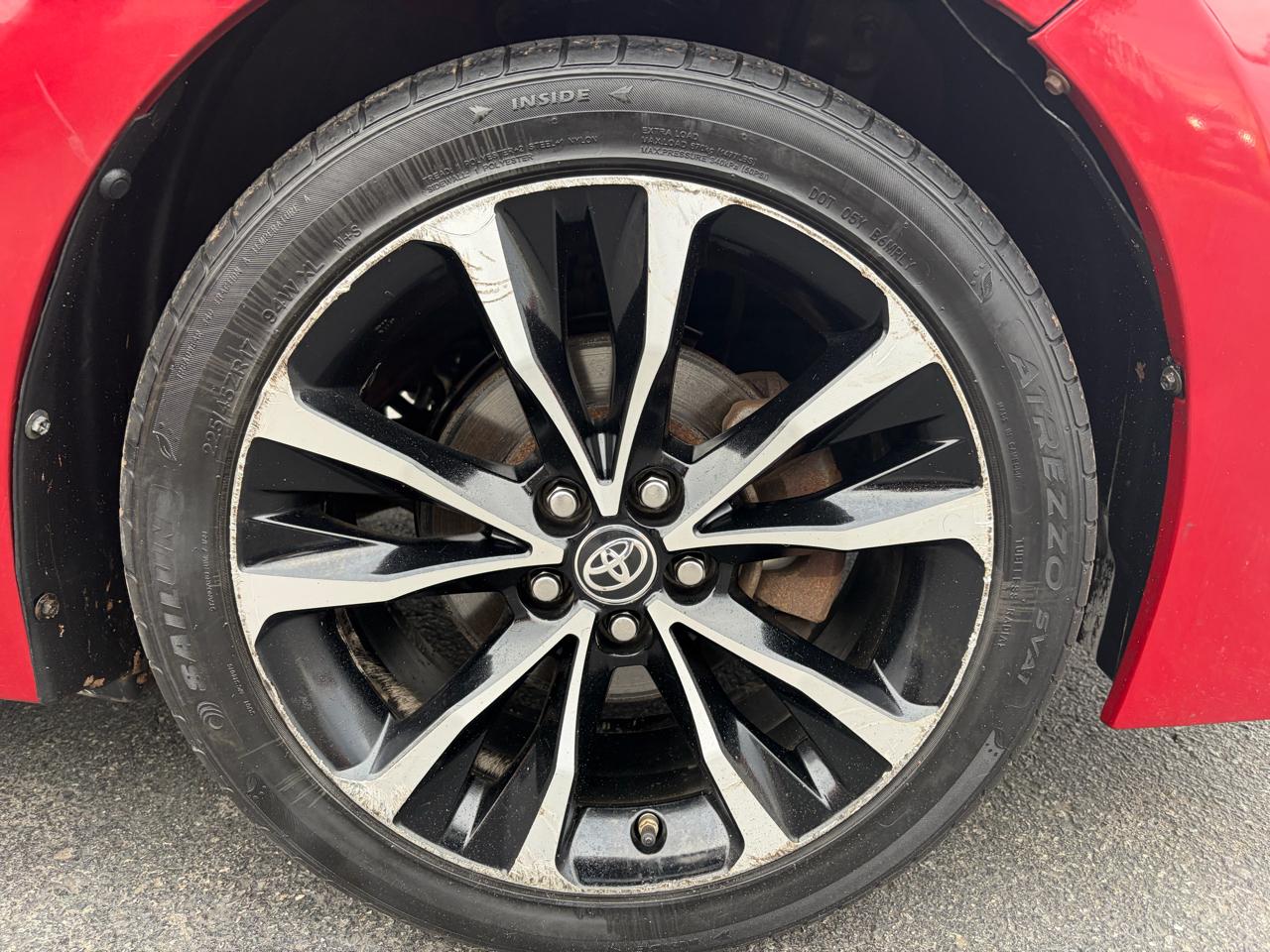 Toyota Corolla SE Nightshade 2017