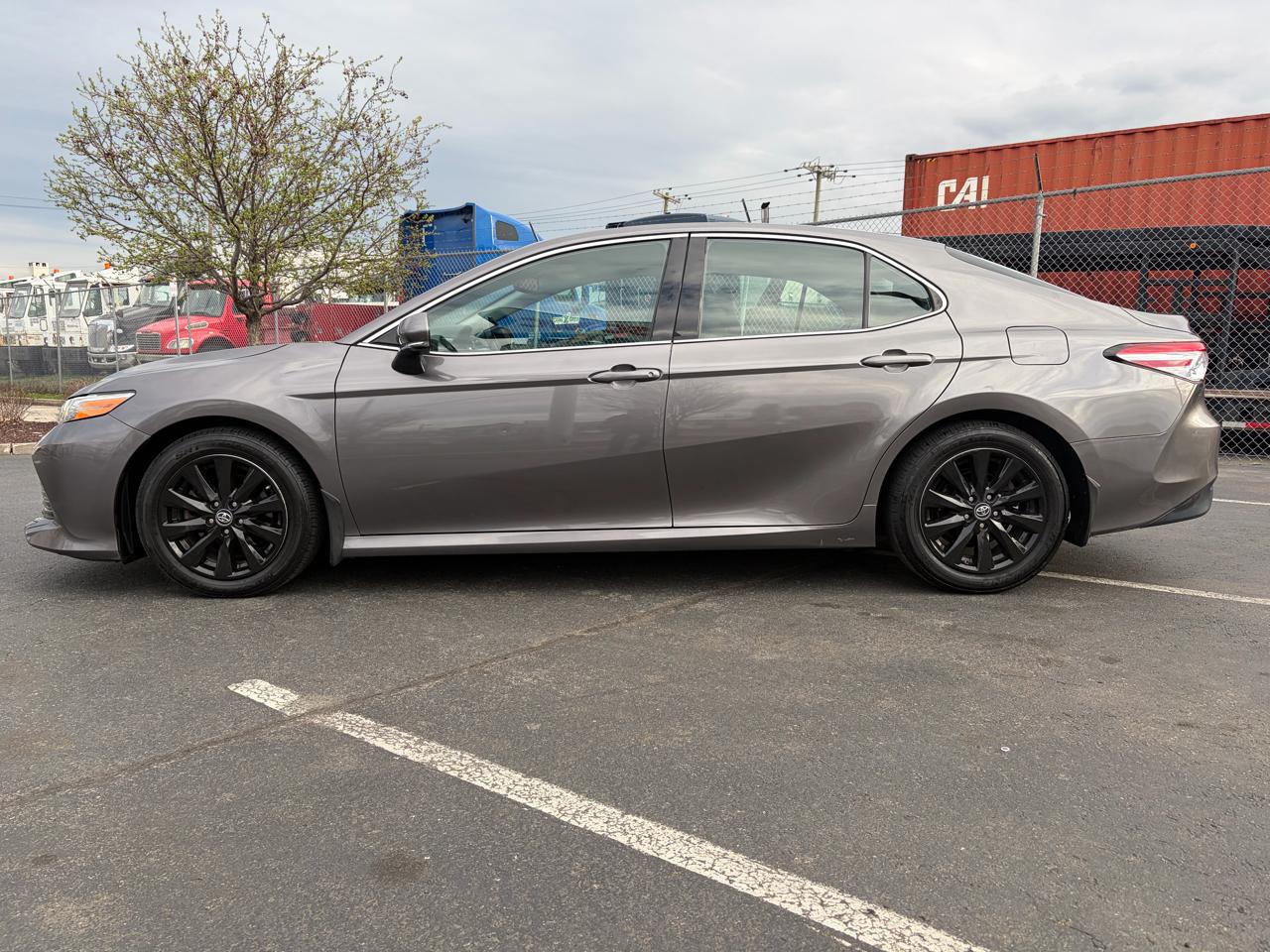 Toyota Camry XLE 2019