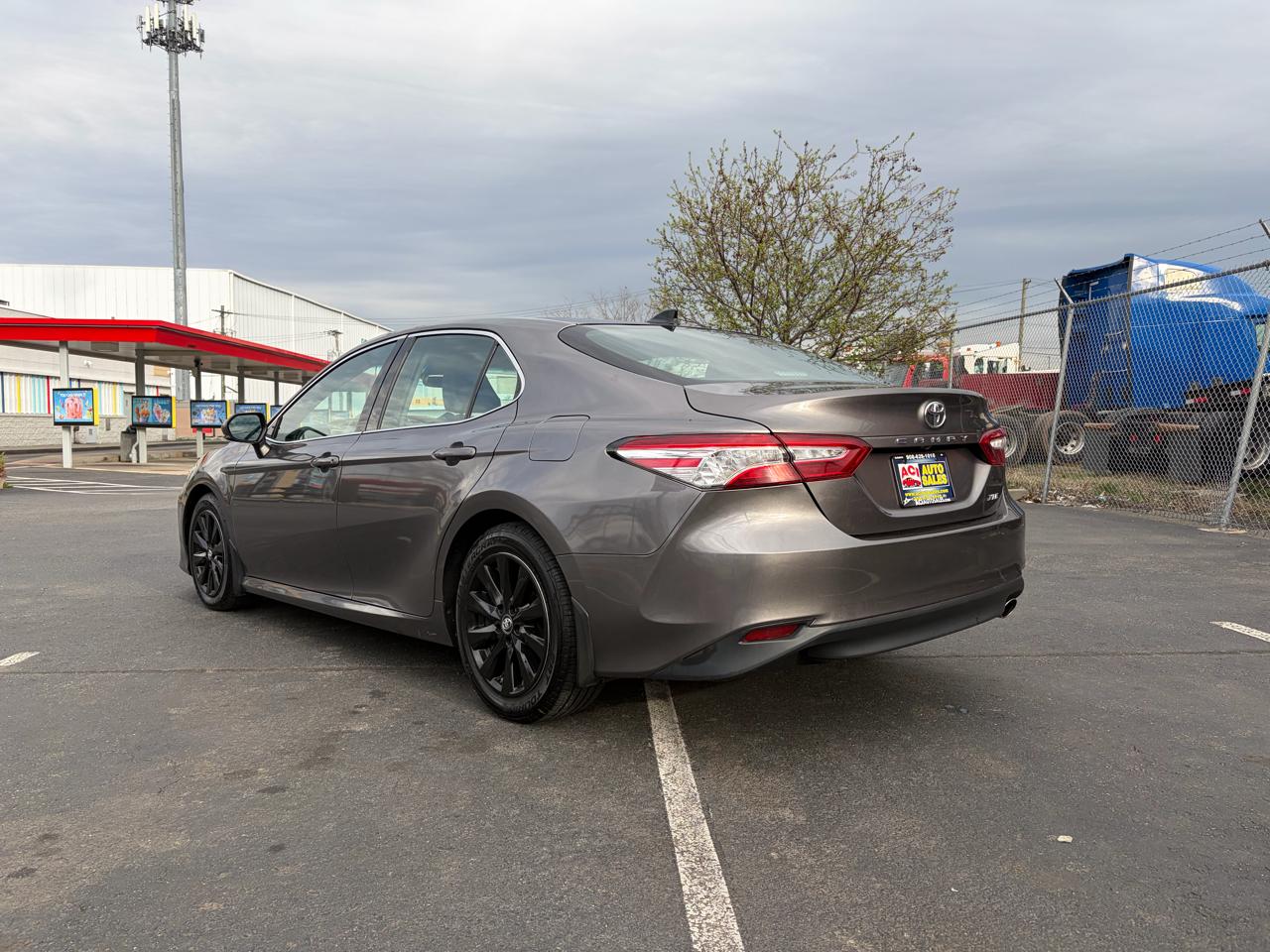 Toyota Camry XLE 2019
