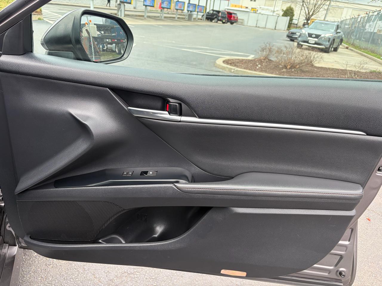 Toyota Camry XLE 2019