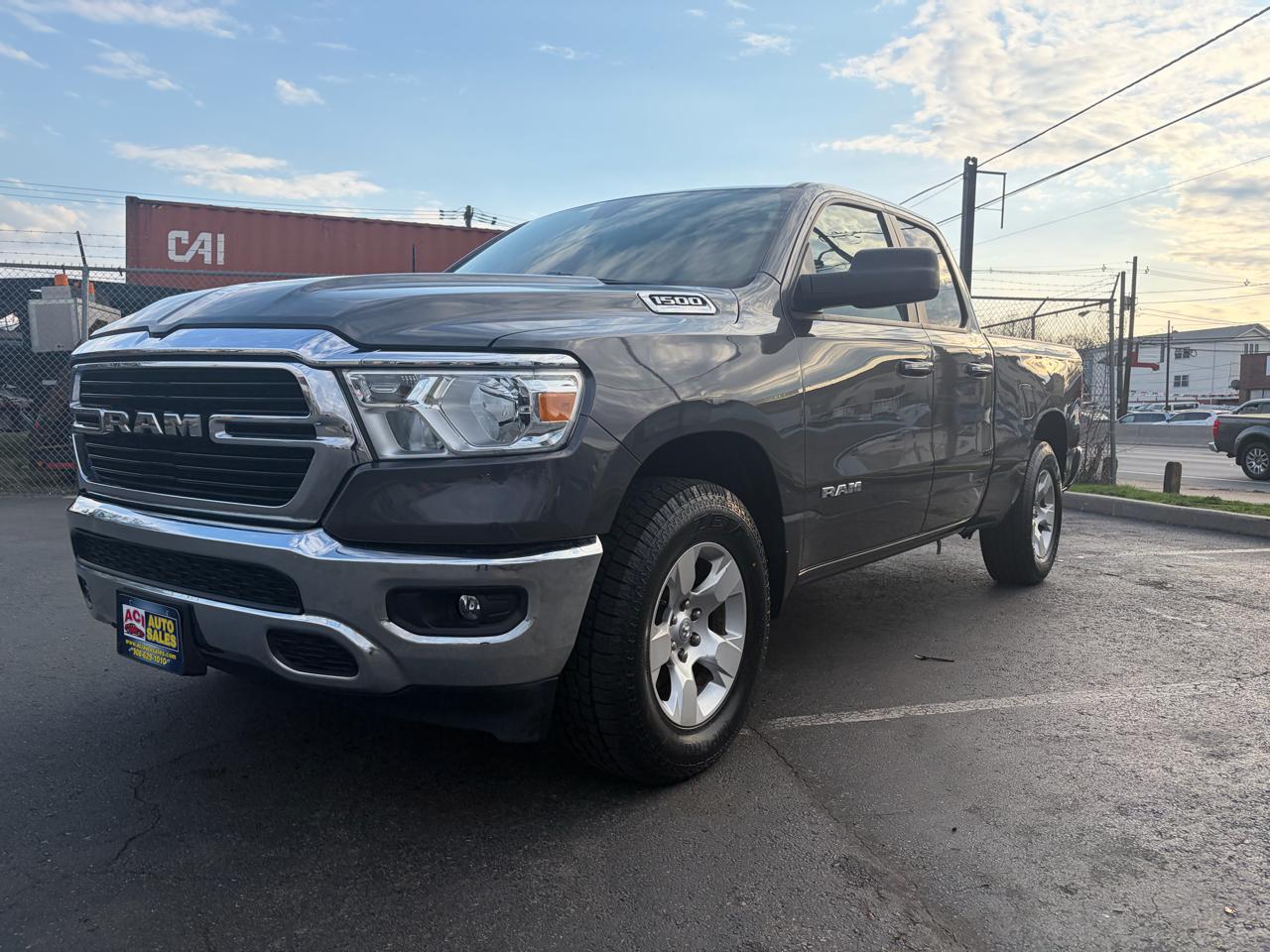 RAM 1500 Big Horn Quad Cab 4WD 2020