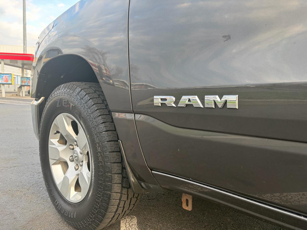 RAM 1500 Big Horn Quad Cab 4WD 2020
