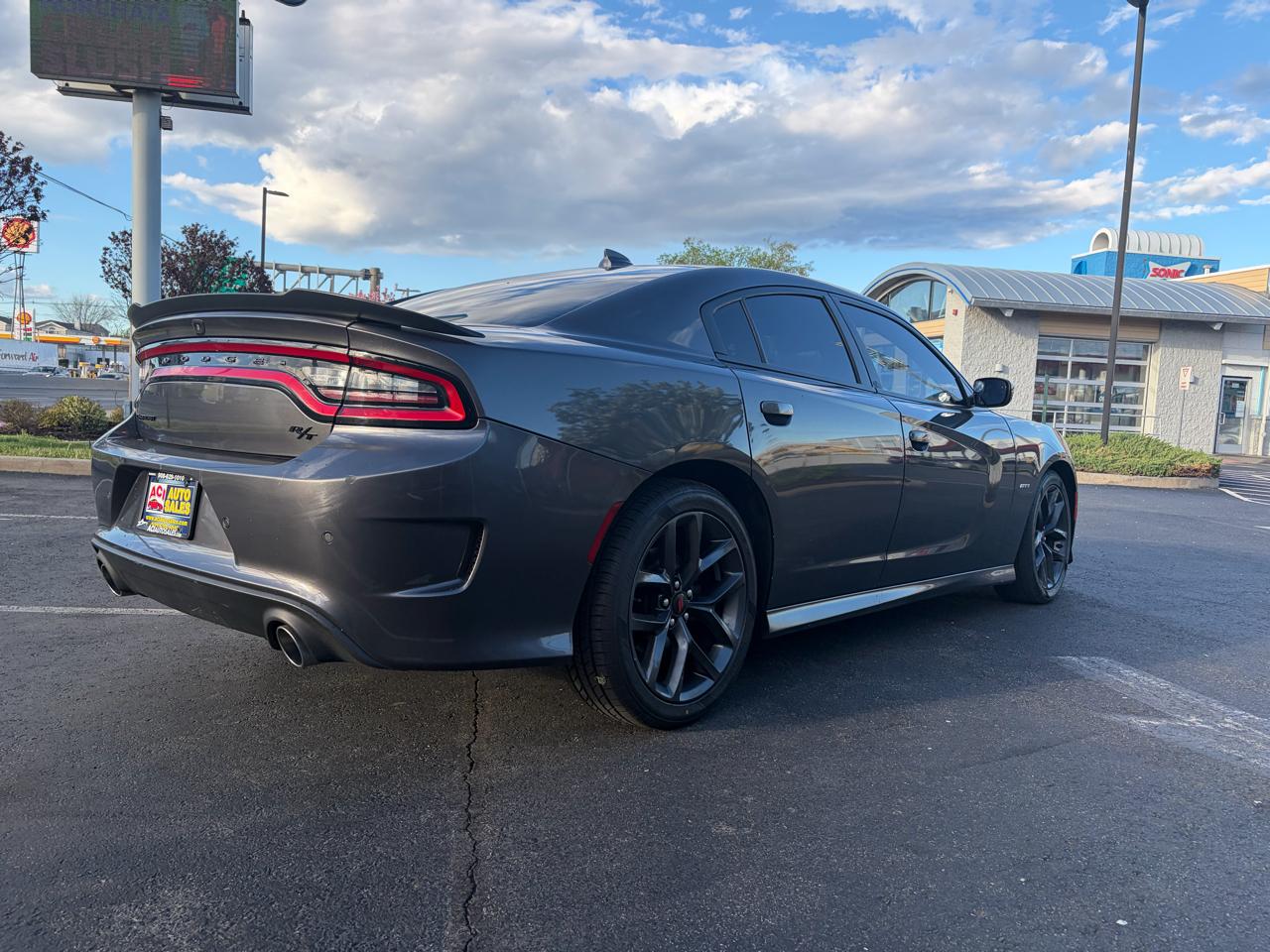 Dodge Charger R/T 2019