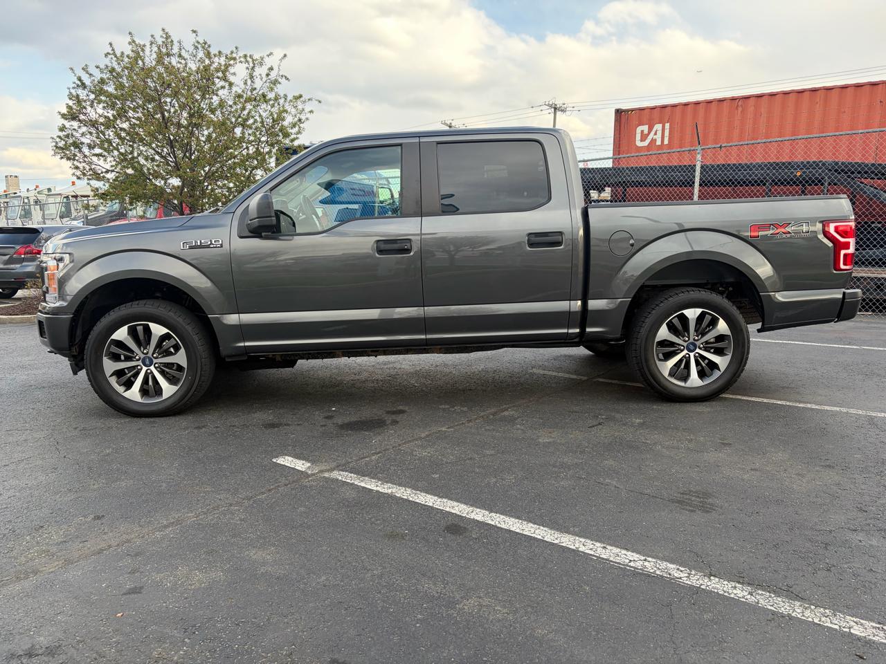 Ford F-150 XLT SuperCrew Short Bed 4WD 2019