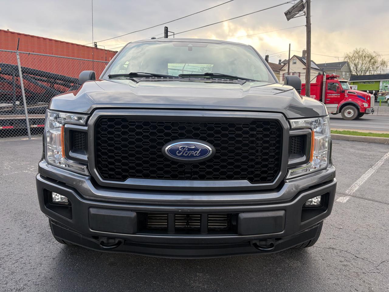 Ford F-150 XLT SuperCrew Short Bed 4WD 2019