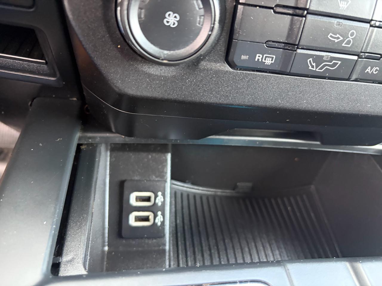 Ford F-150 XLT SuperCrew Short Bed 4WD 2019