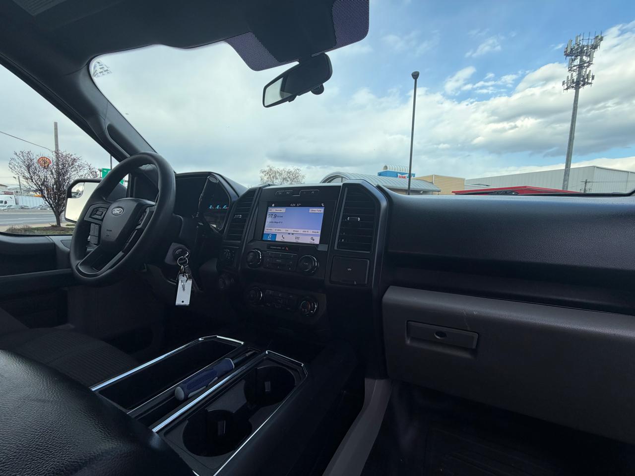 Ford F-150 XLT SuperCrew Short Bed 4WD 2019