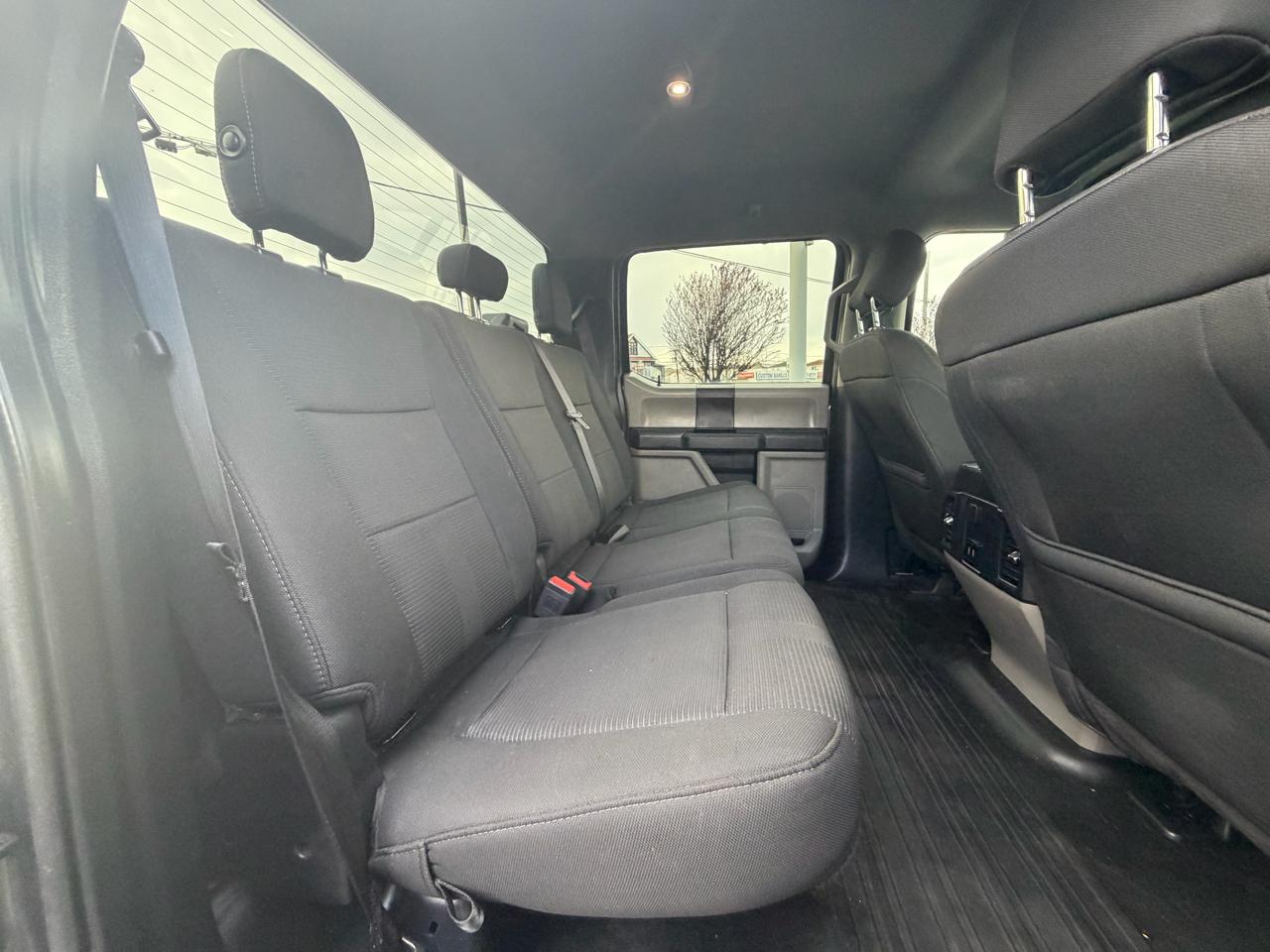 Ford F-150 XLT SuperCrew Short Bed 4WD 2019