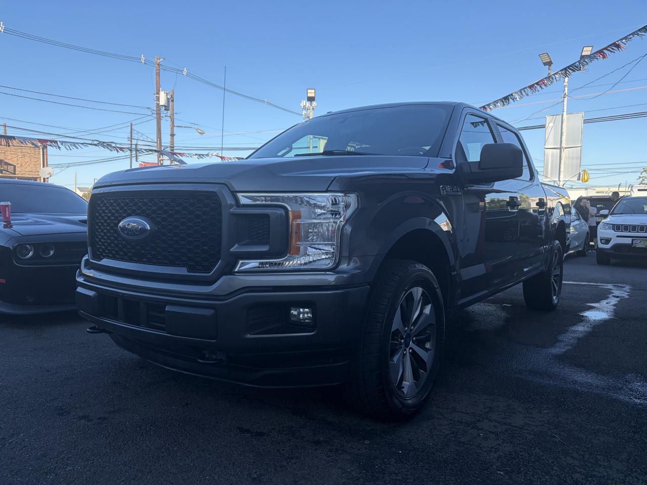 Ford F-150 XLT SuperCrew Short Bed 4WD 2019