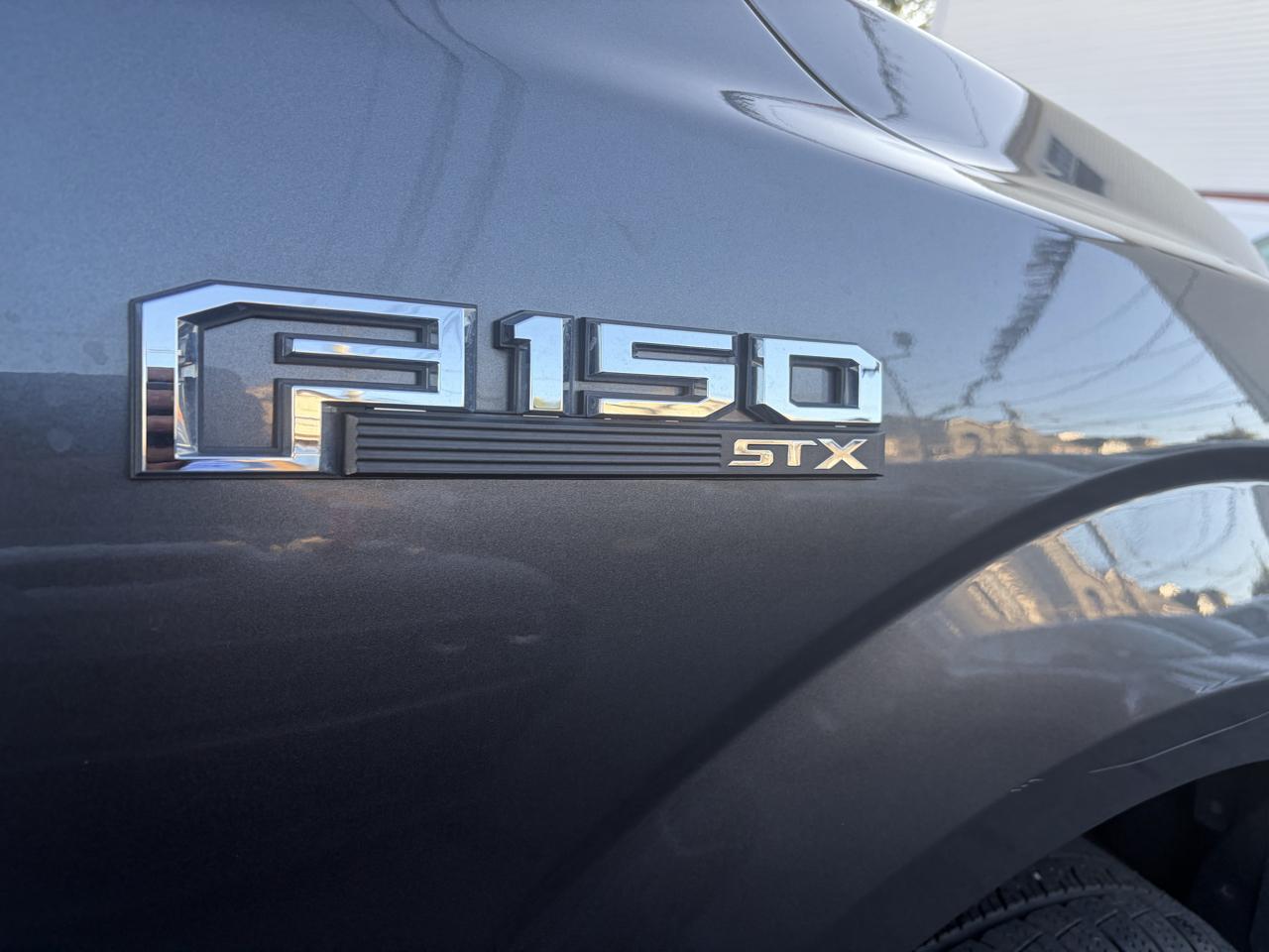 Ford F-150 XLT SuperCrew Short Bed 4WD 2019