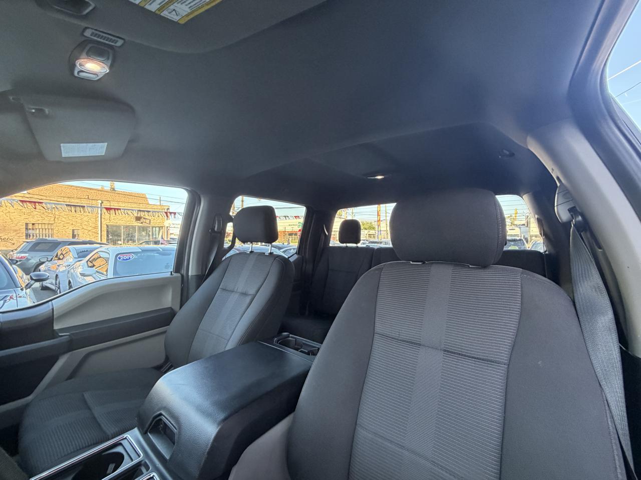 Ford F-150 XLT SuperCrew Short Bed 4WD 2019