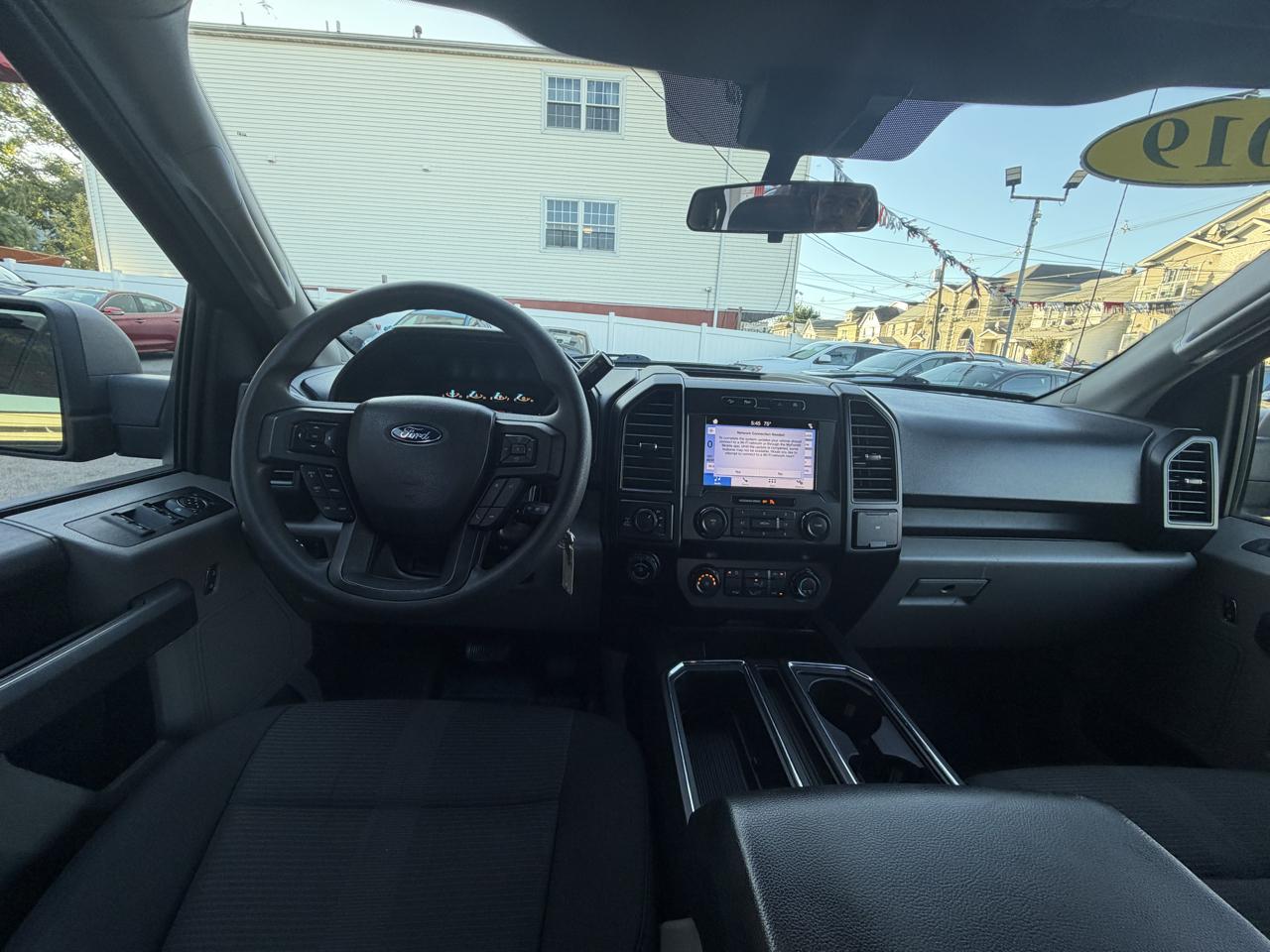 Ford F-150 XLT SuperCrew Short Bed 4WD 2019