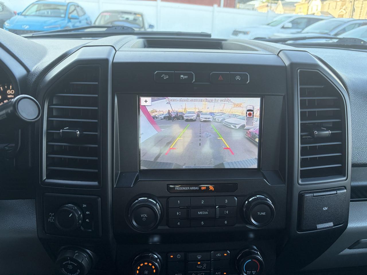 Ford F-150 XLT SuperCrew Short Bed 4WD 2019