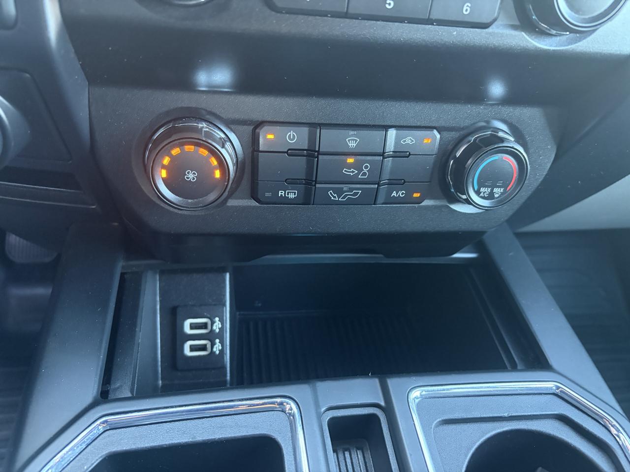 Ford F-150 XLT SuperCrew Short Bed 4WD 2019