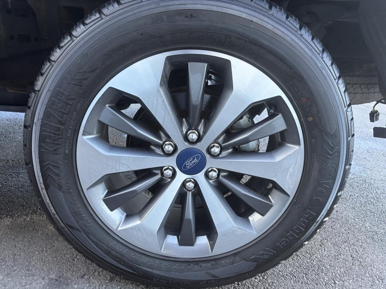 Ford F-150 XLT SuperCrew Short Bed 4WD 2019
