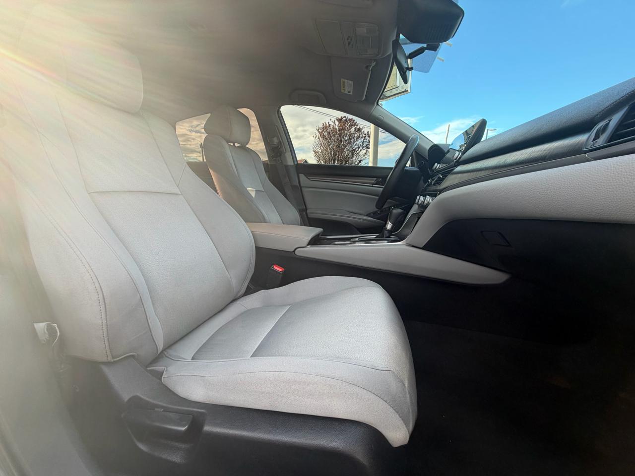 Honda Accord LX CVT 2018