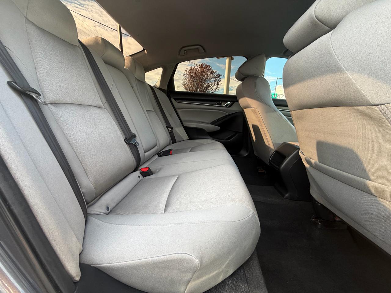 Honda Accord LX CVT 2018