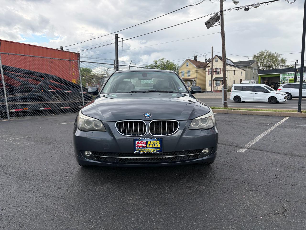 BMW 5-Series 528xi 2008