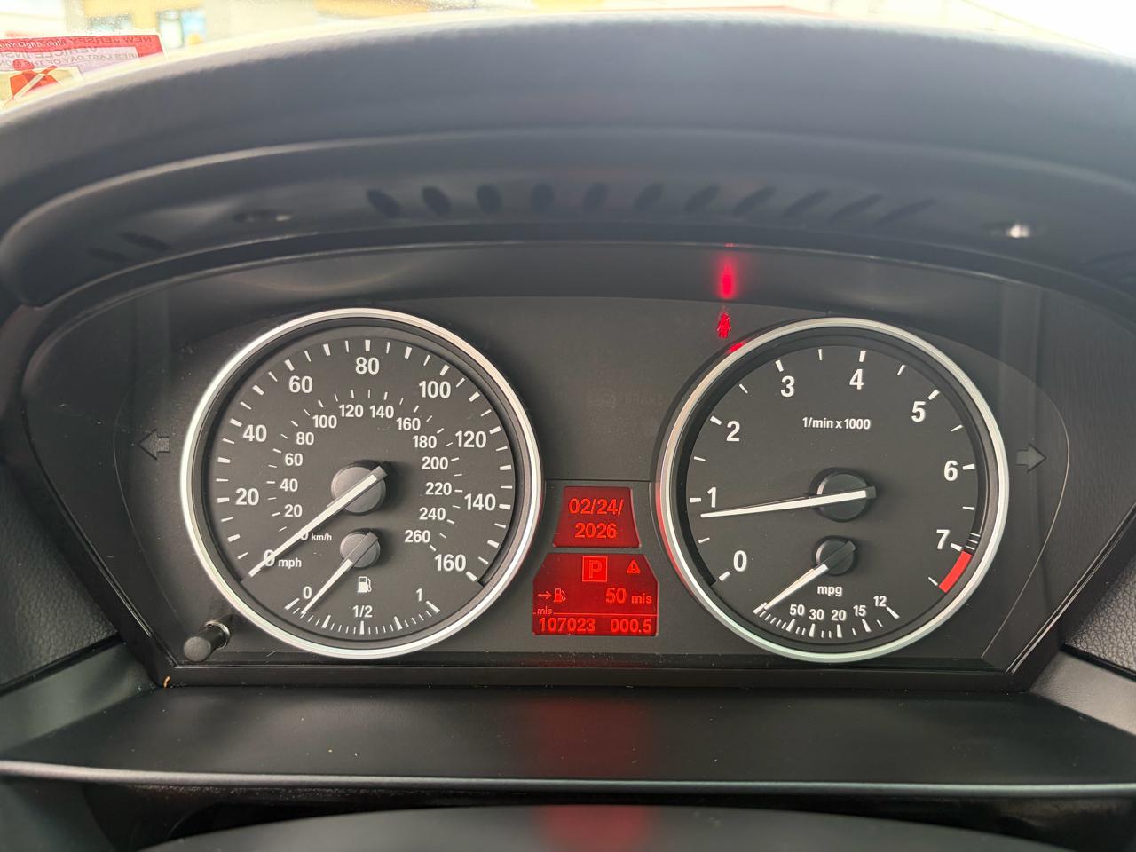 BMW 5-Series 528xi 2008