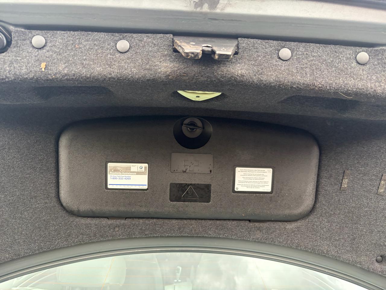 BMW 5-Series 528xi 2008