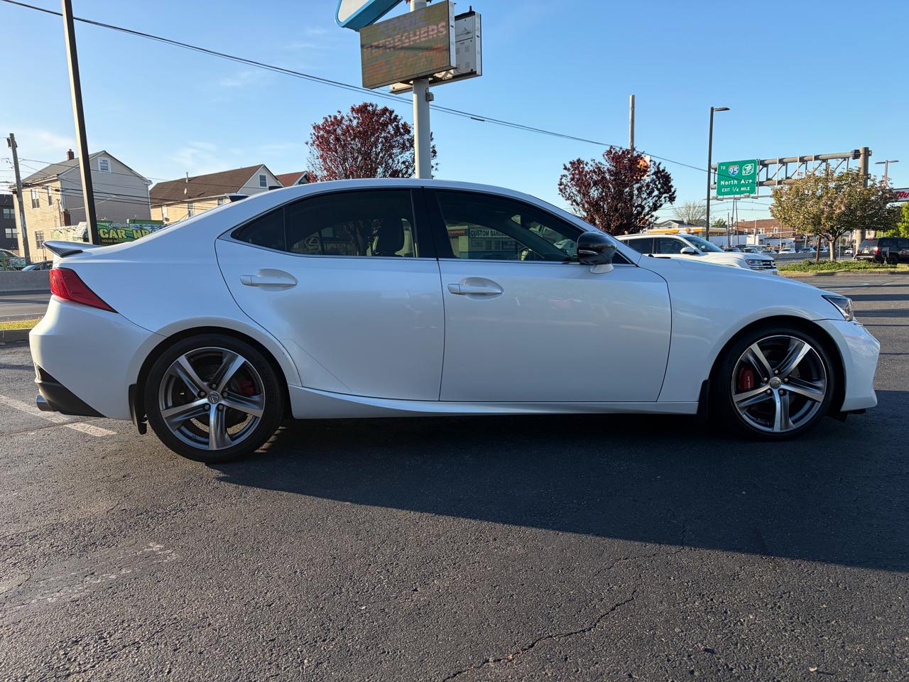 Lexus IS 300 AWD 2017