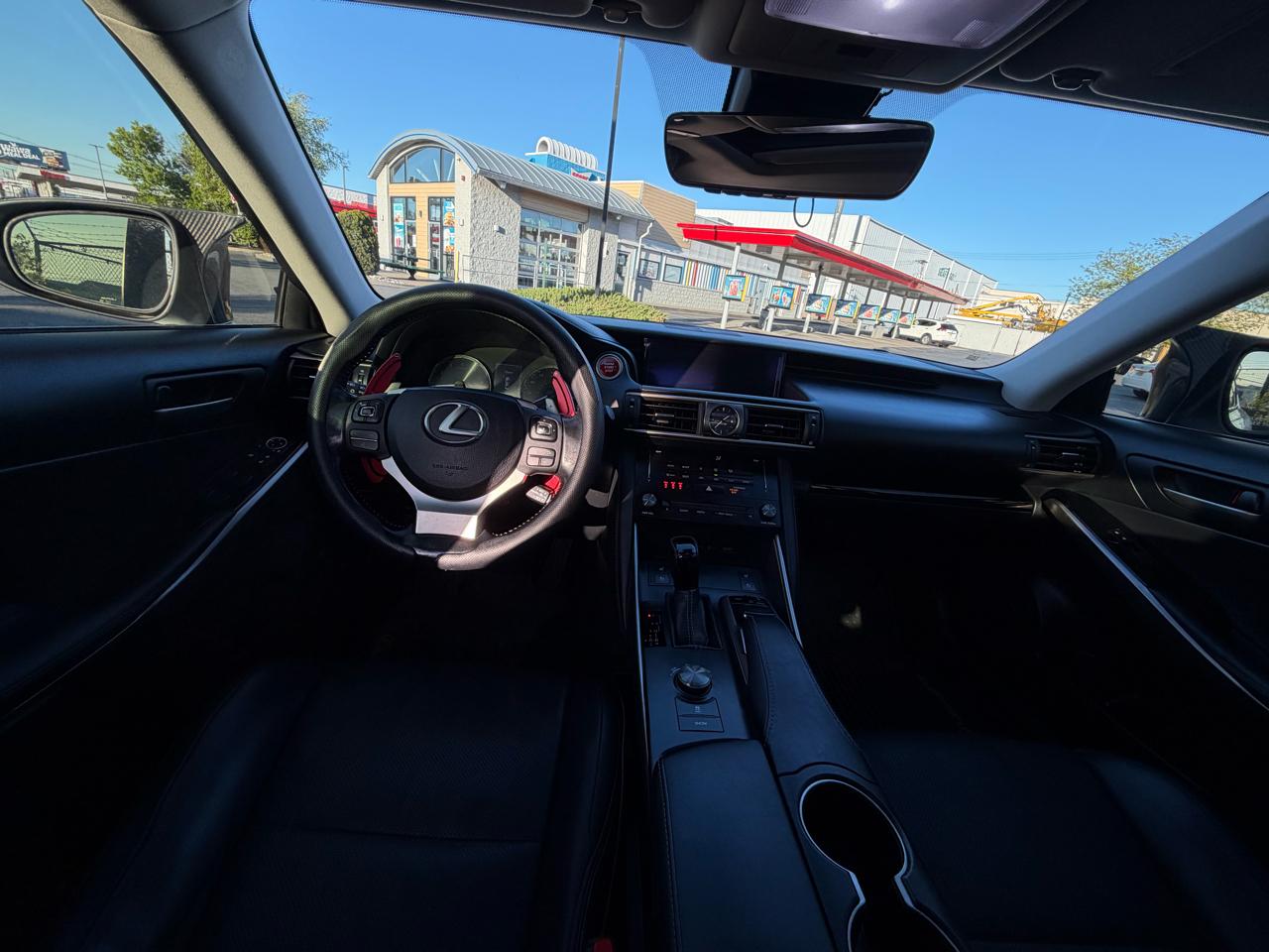 Lexus IS 300 AWD 2017