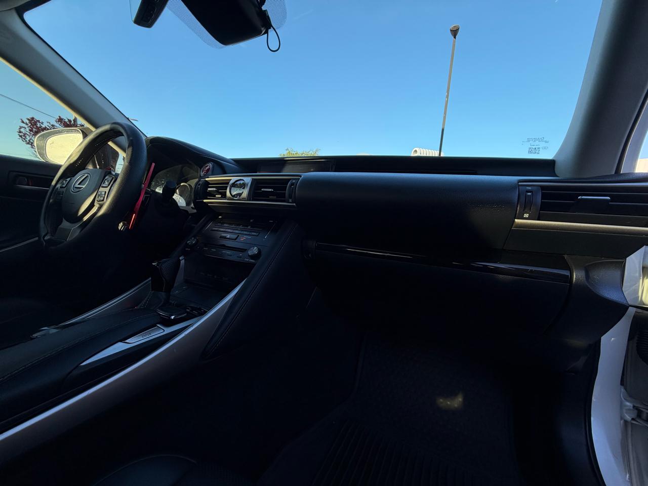 Lexus IS 300 AWD 2017