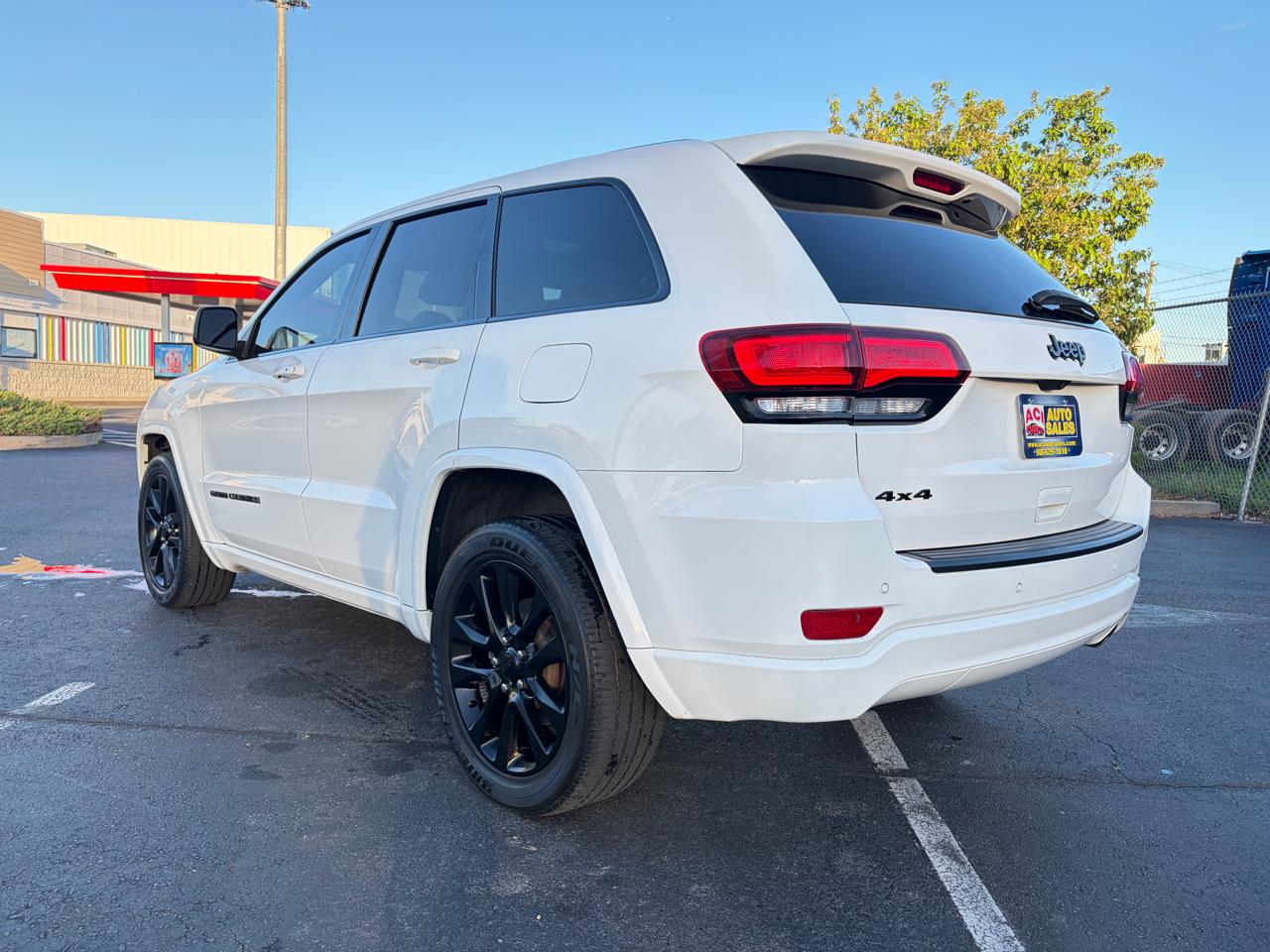 Jeep Grand Cherokee Laredo 4WD 2019