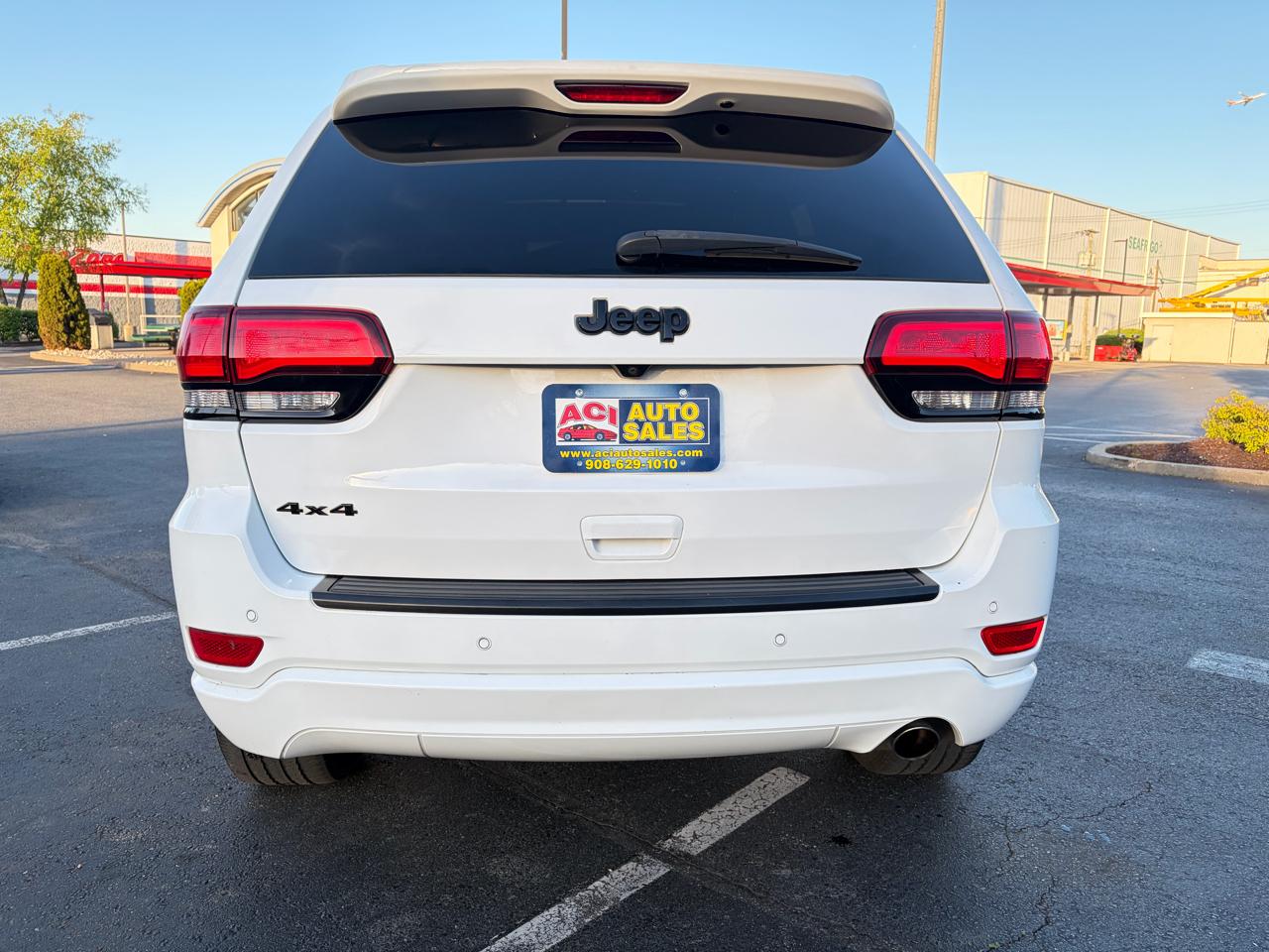 Jeep Grand Cherokee Laredo 4WD 2019